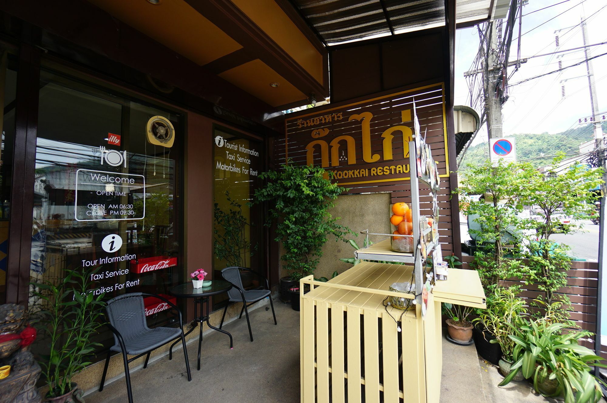 A Pousada Kookkai House Patong Exterior foto